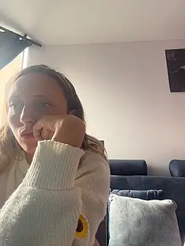 Snapshot of Mia_dca chatting on November 10, 2025, 9:09 pm Mia dca online show from November 10, 2025, 9:09 pm