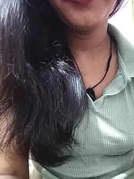 Snapshot of anjali2351 chatting on April 4, 2026, 2:29 am anjali2351 online show from April 4, 2026, 2:29 am