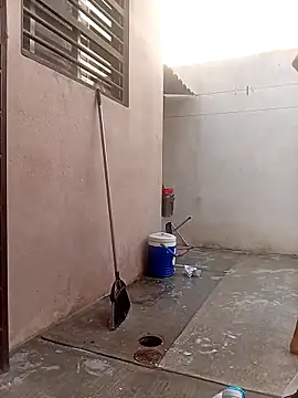 Snapshot of MRDXXX12 chatting on October 20, 2025, 6:19 pm MRDXXX12 online show from October 20, 2025, 6:19 pm