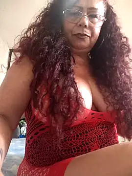 Kamila70 online show from November 29, 2025, 5:02 pm