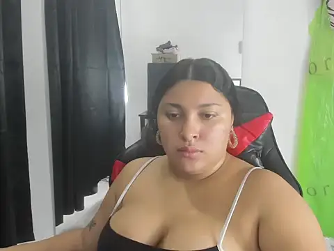 Snapshot of Baby_Latin chatting on December 4, 2025, 8:30 pm Baby Latin online show from December 4, 2025, 8:30 pm