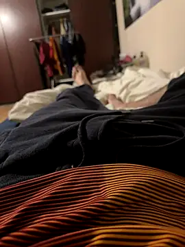 Snapshot of SexyDaddy11177 chatting on October 6, 2025, 4:24 am SexyDaddy11177 online show from October 6, 2025, 4:24 am