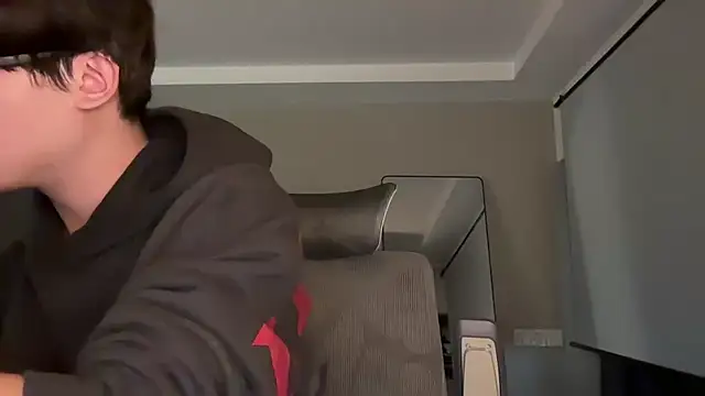 Snapshot of iambennet chatting on December 14, 2025, 9:37 am iambennet online show from December 14, 2025, 9:37 am