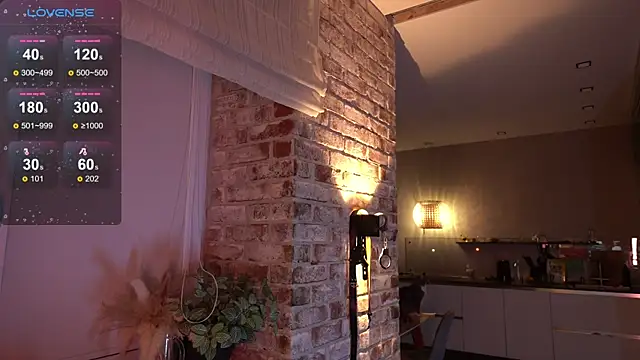 Snapshot of _favdream chatting on December 15, 2025, 4:18 am favdream online show from December 15, 2025, 4:18 am