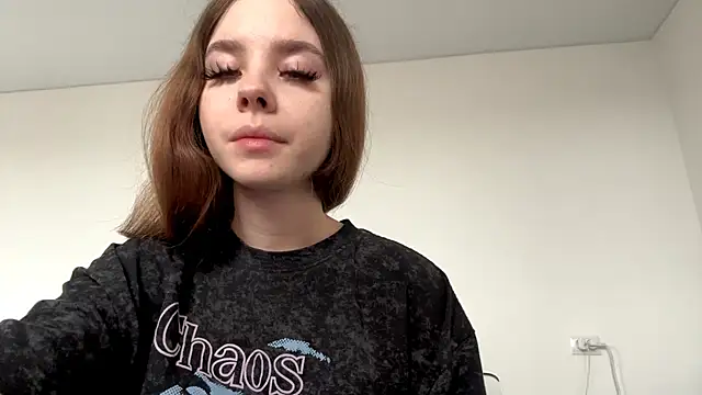 EhtelBiondi online show from November 11, 2025, 8:09 am