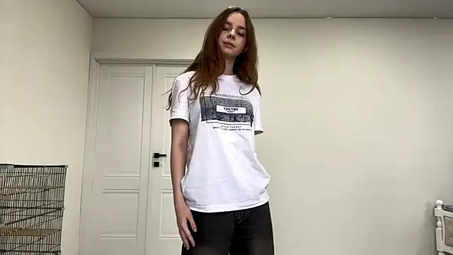 EhtelBiondi online show from October 24, 2025, 8:35 am