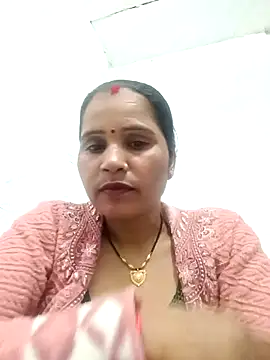 Snapshot of Nm_sanjna chatting on December 19, 2025, 3:25 pm Nm sanjna online show from December 19, 2025, 3:25 pm