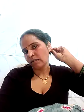 Snapshot of Nm_sanjna chatting on January 14, 2026, 9:24 am Nm sanjna online show from January 14, 2026, 9:24 am