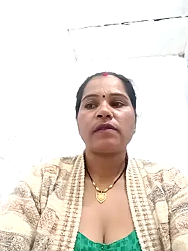 Snapshot of Nm_sanjna chatting on December 20, 2025, 10:01 pm Nm sanjna online show from December 20, 2025, 10:01 pm