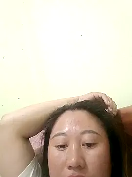 Snapshot of Ducky27021991 chatting on October 7, 2025, 6:03 am Ducky27021991 online show from October 7, 2025, 6:03 am