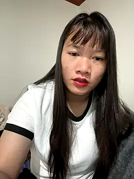 TrangNemo online show from December 1, 2025, 10:54 pm