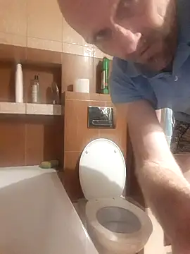 Remello1 online show from December 22, 2025, 3:56 pm