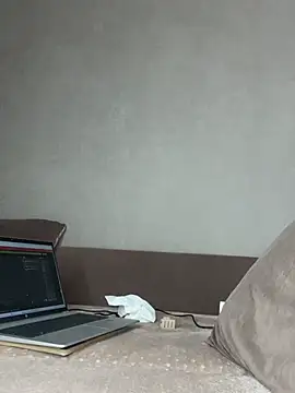 Snapshot of LaraVoosh chatting on July 7, 2026, 7:23 am LaraVoosh online show from July 7, 2026, 7:23 am