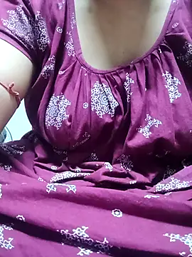 cute-mon online show from October 15, 2025, 9:23 pm