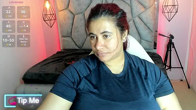 Addyy 02 online show from May 27, 2026, 6:59 pm