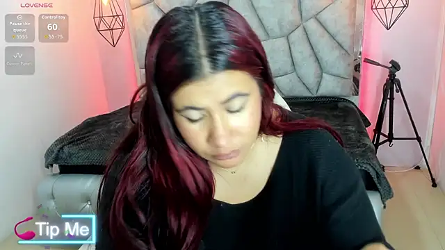 Addyy 02 online show from June 5, 2026, 4:02 pm