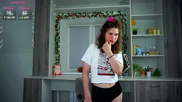 AmmieGerber online show from November 19, 2025, 1:16 am