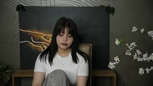 Snapshot of KarisaArietta chatting on October 11, 2025, 6:36 am KarisaArietta online show from October 11, 2025, 6:36 am