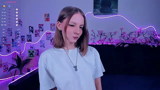 Snapshot of Golden_dawn chatting on December 2, 2025, 7:21 am Golden dawn online show from December 2, 2025, 7:21 am