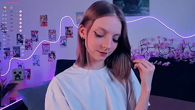 Snapshot of Golden_dawn chatting on December 17, 2025, 11:37 am Golden dawn online show from December 17, 2025, 11:37 am