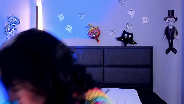 rose more   online show from October 25, 2025, 12:17 pm