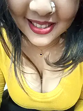 Beauty Queen Soniya online show from November 27, 2025, 6:41 pm