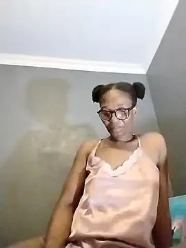 Snapshot of NaughtyCouga chatting on December 15, 2025, 6:58 pm NaughtyCouga online show from December 15, 2025, 6:58 pm