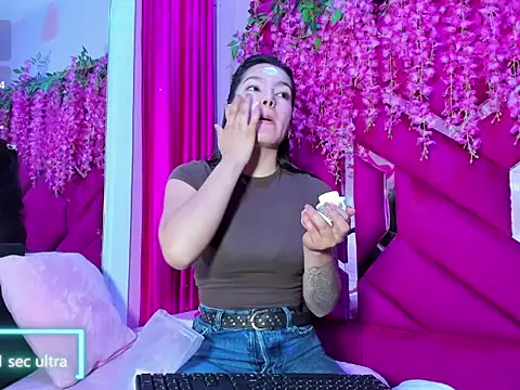 Snapshot of Gisell_Squirt_ chatting on March 19, 2026, 1:11 pm Gisell Squirt online show from March 19, 2026, 1:11 pm