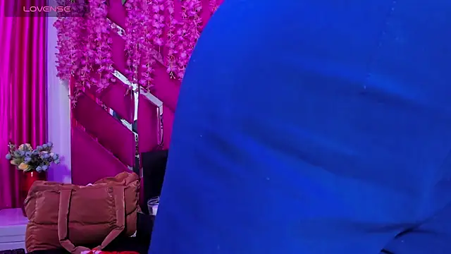 Snapshot of Gisell_Squirt_ chatting on April 7, 2026, 1:13 pm Gisell Squirt online show from April 7, 2026, 1:13 pm