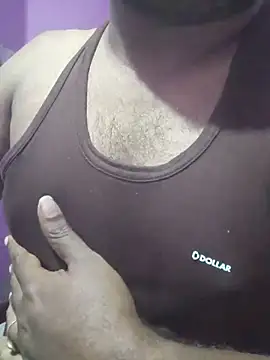 Snapshot of Y0ur_Slave chatting on February 26, 2026, 5:46 pm Y0ur Slave online show from February 26, 2026, 5:46 pm