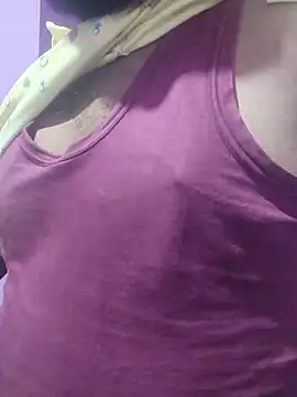 Snapshot of Y0ur_Slave chatting on January 12, 2026, 2:02 pm Y0ur Slave online show from January 12, 2026, 2:02 pm