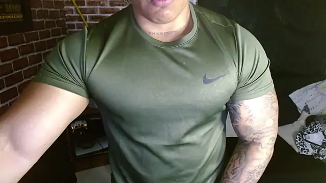 Snapshot of jordan_bigcock_ chatting on May 13, 2026, 3:52 pm jordan bigcock online show from May 13, 2026, 3:52 pm