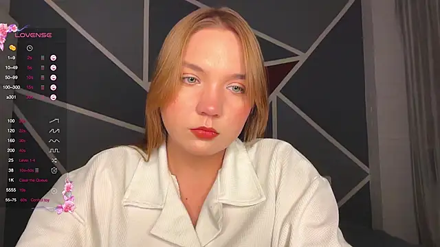 RebeccaEglitis online show from January 12, 2026, 4:58 pm