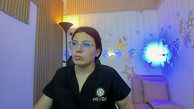 Snapshot of allison_mc chatting on May 15, 2026, 4:21 am allison mc online show from May 15, 2026, 4:21 am