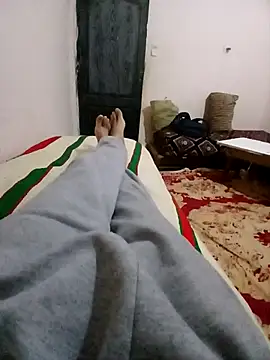 latarak321 online show from January 8, 2026, 9:32 pm