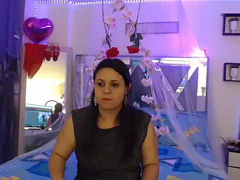 NicoleLerman online show from October 21, 2025, 7:13 pm