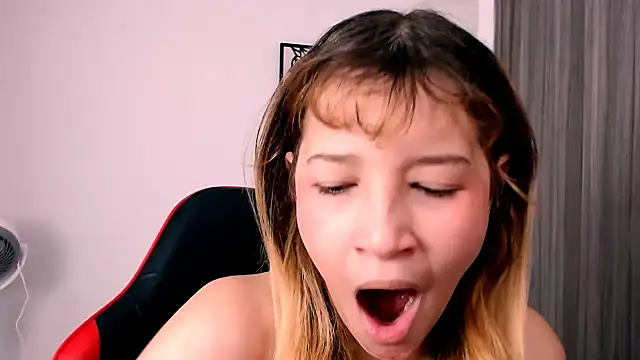 EmuOtori online show from January 9, 2026, 12:12 pm