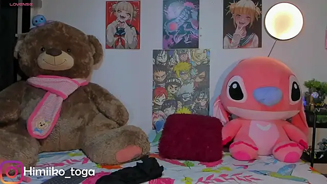 Snapshot of Himiiko_toga chatting on March 3, 2026, 1:12 am Himiiko toga online show from March 3, 2026, 1:12 am