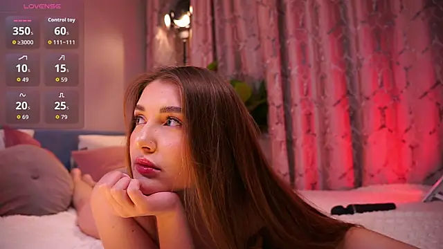 Snapshot of LureOfEva chatting on October 11, 2025, 9:27 pm LureOfEva online show from October 11, 2025, 9:27 pm