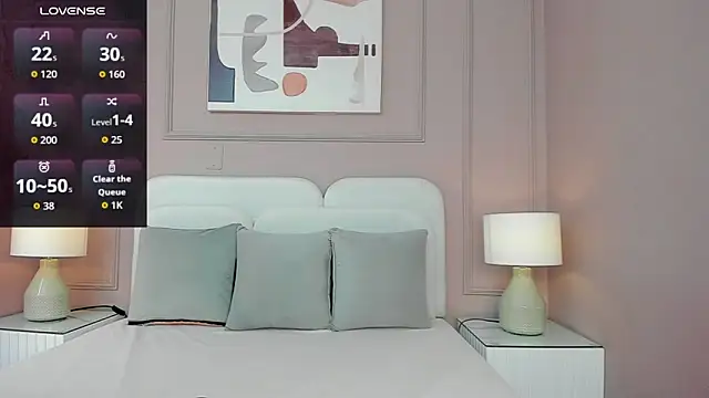 allisonpariss online show from October 17, 2025, 10:18 am