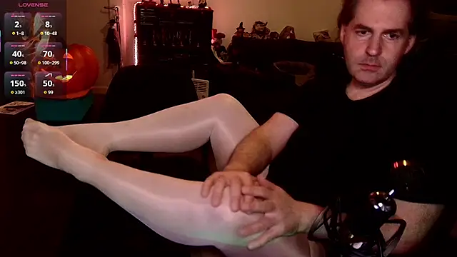 Snapshot of SexyGamerAndy chatting on October 16, 2025, 1:25 am SexyGamerAndy online show from October 16, 2025, 1:25 am