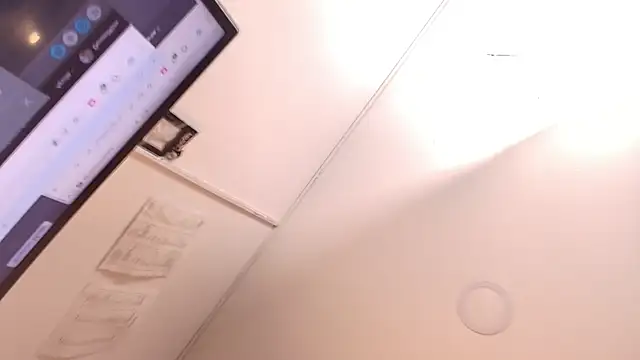 Snapshot of DenzelRios chatting on February 26, 2026, 9:04 pm DenzelRios online show from February 26, 2026, 9:04 pm