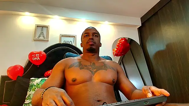 Snapshot of DenzelRios chatting on February 16, 2026, 8:51 pm DenzelRios online show from February 16, 2026, 8:51 pm