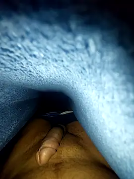 Merlin2310 online show from December 19, 2025, 5:54 am