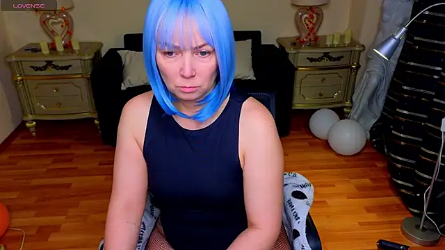 Snapshot of Viola_Rayden chatting on November 10, 2025, 11:15 am Viola Rayden online show from November 10, 2025, 11:15 am