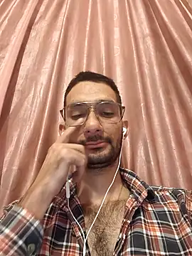 Snapshot of Poonchh chatting on October 9, 2025, 9:26 pm Poonchh online show from October 9, 2025, 9:26 pm