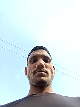 Snapshot of BiggerDickGuy chatting on October 8, 2025, 9:55 am BiggerDickGuy online show from October 8, 2025, 9:55 am