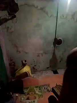 Snapshot of BiggerDickGuy chatting on October 13, 2025, 4:52 pm BiggerDickGuy online show from October 13, 2025, 4:52 pm