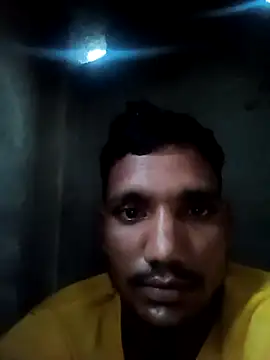 Snapshot of BiggerDickGuy chatting on October 11, 2025, 12:33 am BiggerDickGuy online show from October 11, 2025, 12:33 am