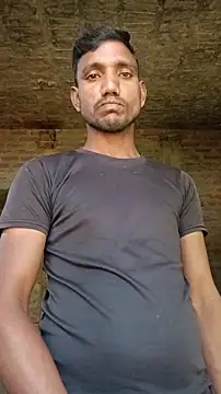 Snapshot of BiggerDickGuy chatting on November 16, 2025, 5:56 am BiggerDickGuy online show from November 16, 2025, 5:56 am